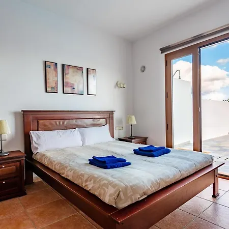 Happy Daze Villa